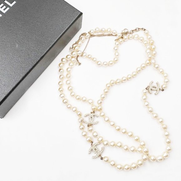 Chanel 3 Gold CC Pearl Faux Fresh Water Pearl Long Necklace - Picture 2 of 5